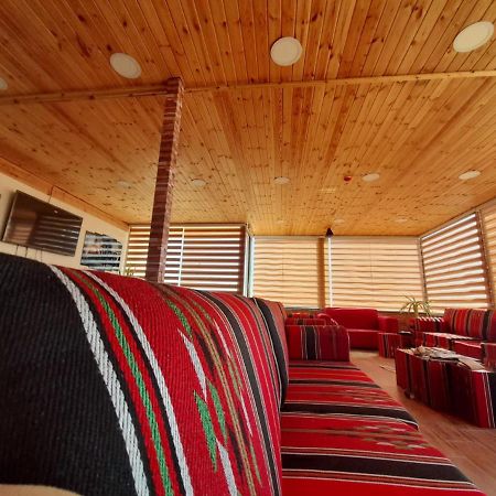Petra Cabin Dorms Hostel Wadi Musa Exterior foto
